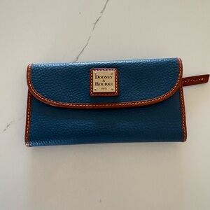 Dooney & Bourke Blue Leather Wallet